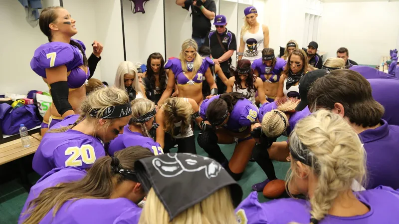 Maidens · Changing-room huddle